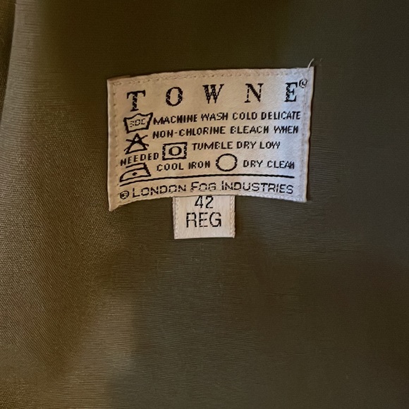 Vintage London Fog Towne Trench - Picture 4 of 5